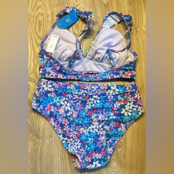 CUPSHE MED 2 piece bikini bathing suit - Picture 2 of 2